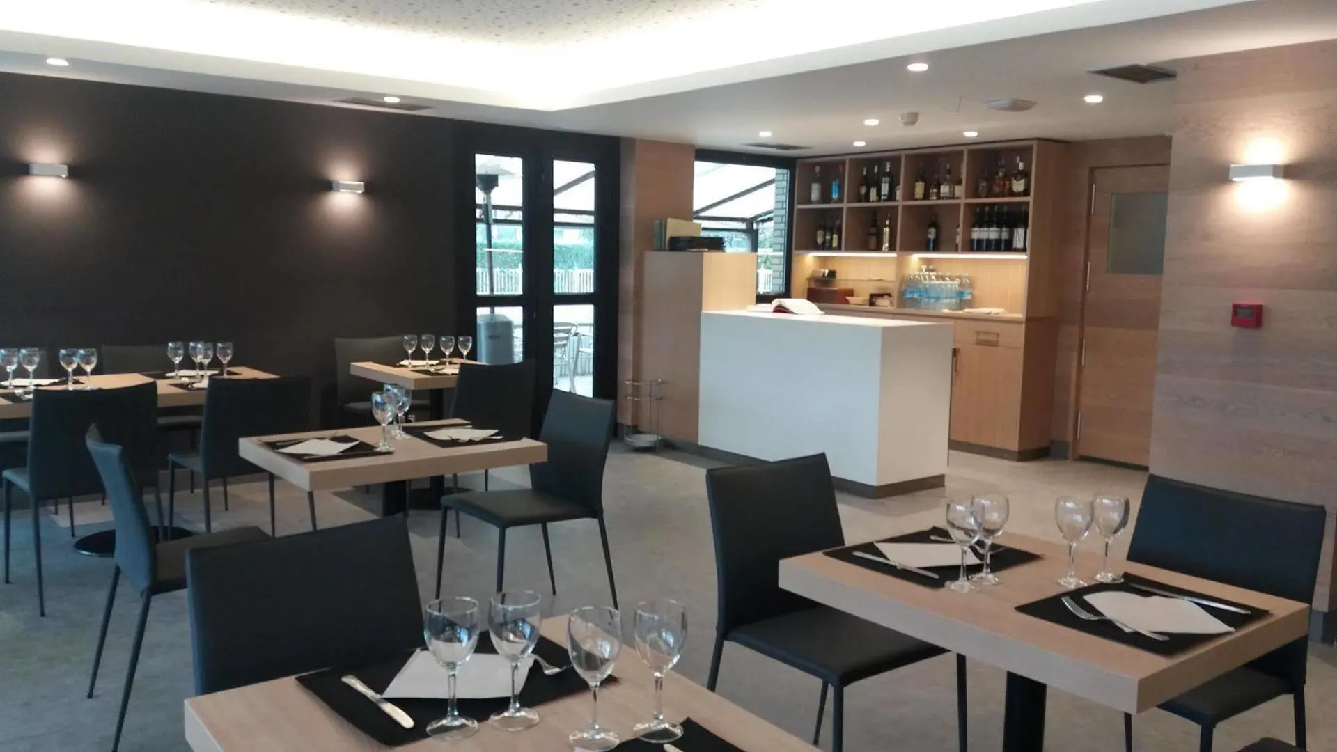 Hotel Ezeiza San Sebastian